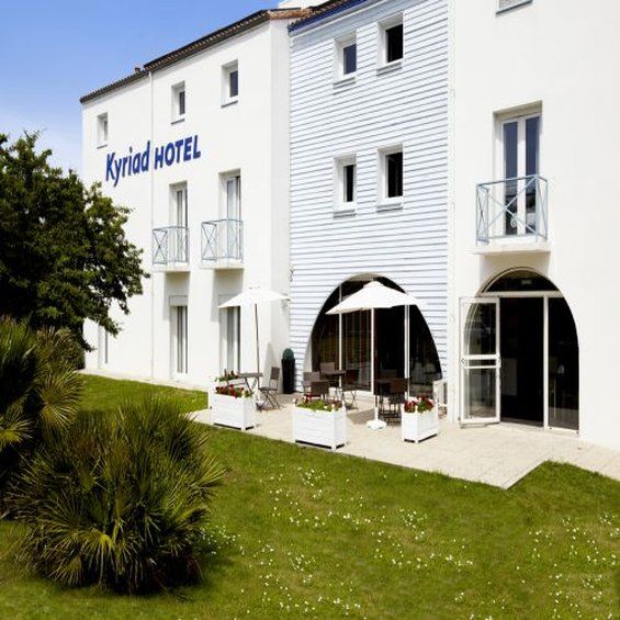 Hotel Kyriad La Rochelle Centre Ville Exterior photo